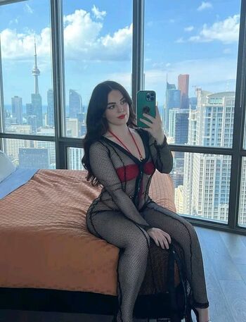 Laura prepon fappening leaked private content