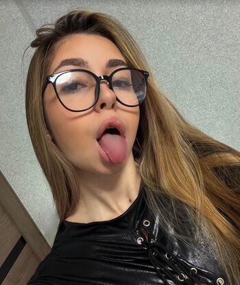 Yureta/ leaked private content