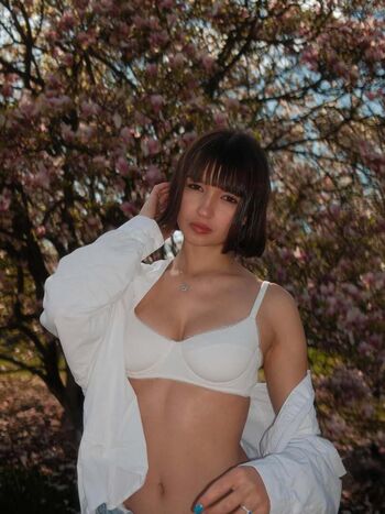 Ehriyn page leaked private content
