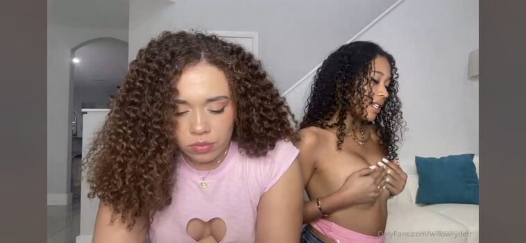 Amira pocher/ leaked private content