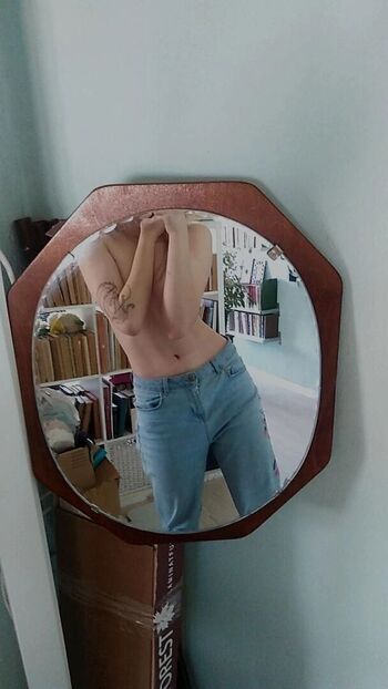 Feedeline/ leaked private content