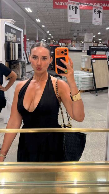 Nikkafit/ leaked private content
