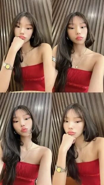 Momorianyan/ leaked private content