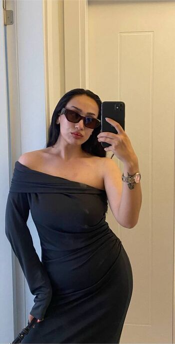 Daniela sex/ leaked private content